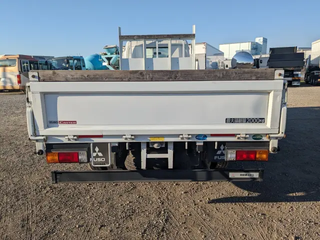 三菱 キャンター 2RG-FEA20(2WD)の写真5