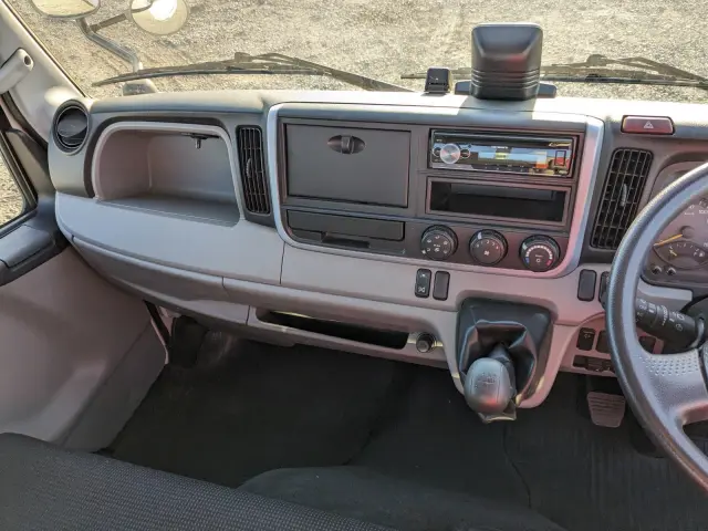 三菱 キャンター 2RG-FEA20(2WD)の写真25