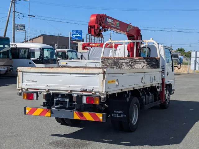 いすゞ エルフ TPG-NKR85R(2WD)の写真4