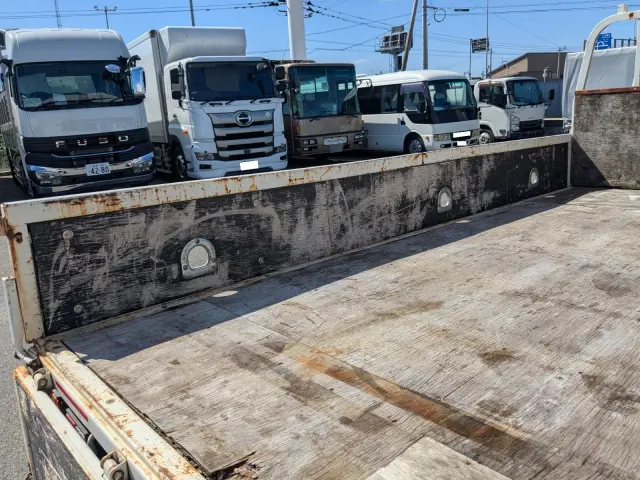いすゞ エルフ TPG-NKR85R(2WD)の写真19