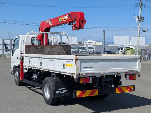 いすゞ エルフ TPG-NKR85R(2WD)の写真3