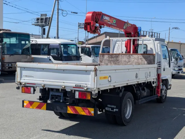 いすゞ エルフ TPG-NKR85R(2WD)の写真4