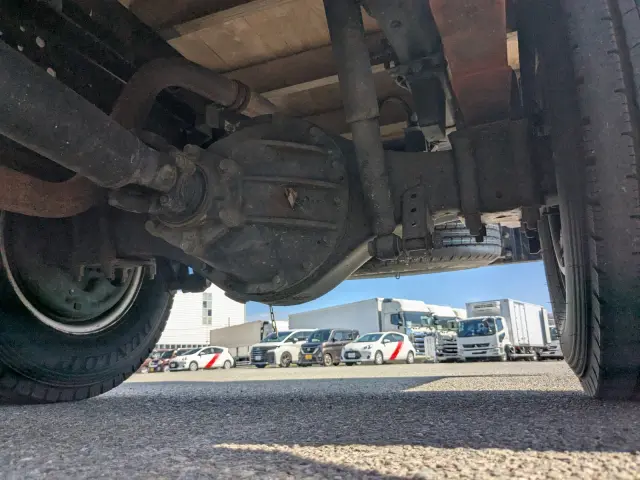 いすゞ エルフ TPG-NKR85R(2WD)の写真10
