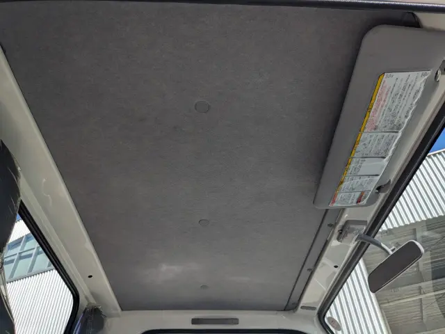 いすゞ エルフ TPG-NKR85R(2WD)の写真21