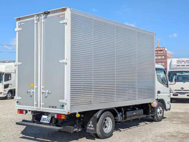 三菱 キャンター 2RG-FEA20(2WD)の写真4