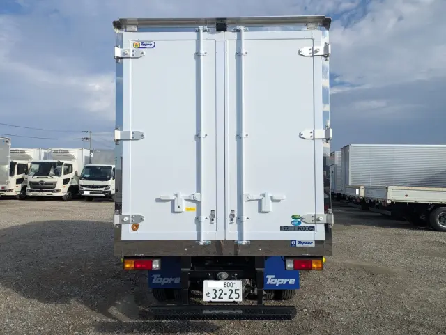 三菱 キャンター 2RG-FBAV0(2WD)の写真7