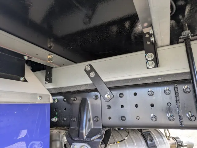 三菱 キャンター 2RG-FBAV0(2WD)の写真20