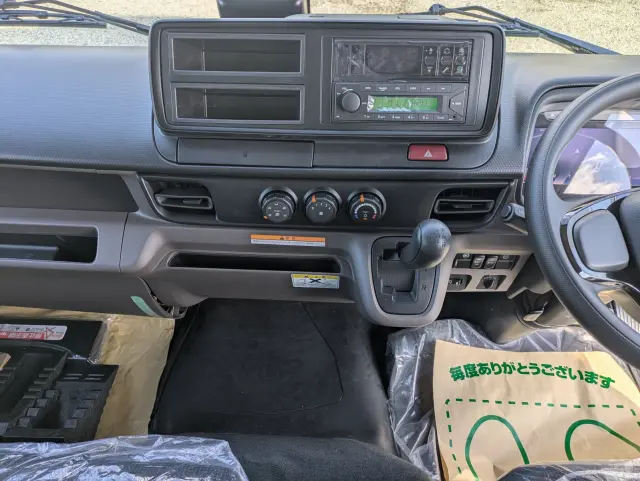 三菱 キャンター 2RG-FEB80(2WD)の写真25