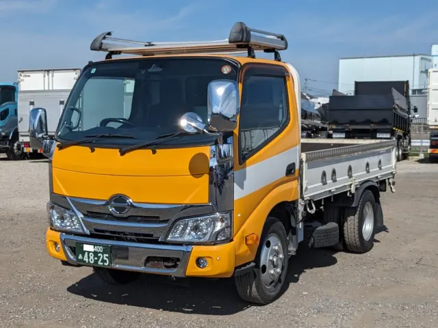 日野 デュトロ 2RG-XZU605M(2WD)の写真1