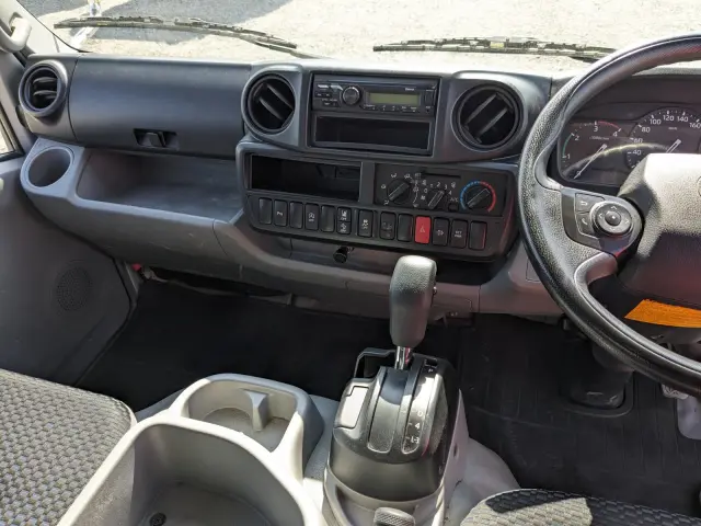 日野 デュトロ 2RG-XZU605M(2WD)の写真25