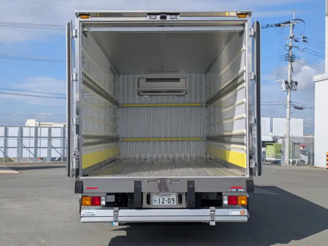 三菱 ファイター 2KG-FK65F(2WD)の写真6