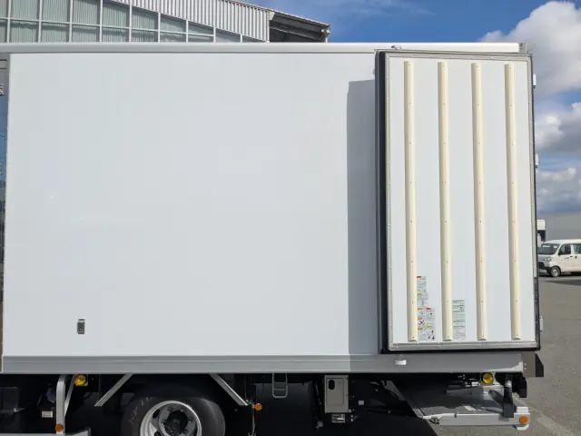 三菱 ファイター 2KG-FK65F(2WD)の写真9