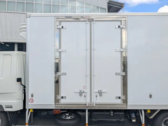 三菱 ファイター 2KG-FK65F(2WD)の写真10