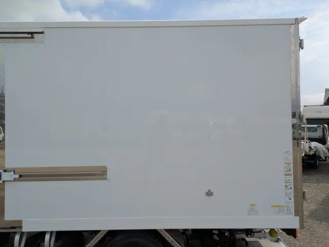 三菱 キャンター 2RG-FEB80(2WD)の写真20