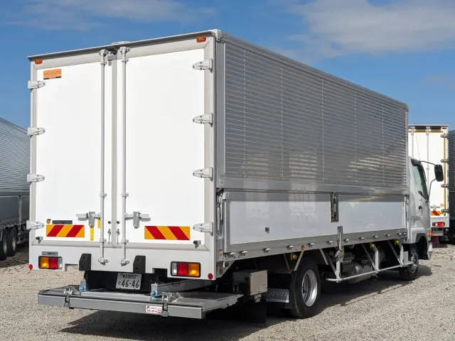 三菱 ファイター 2KG-FK65F(2WD)の写真4