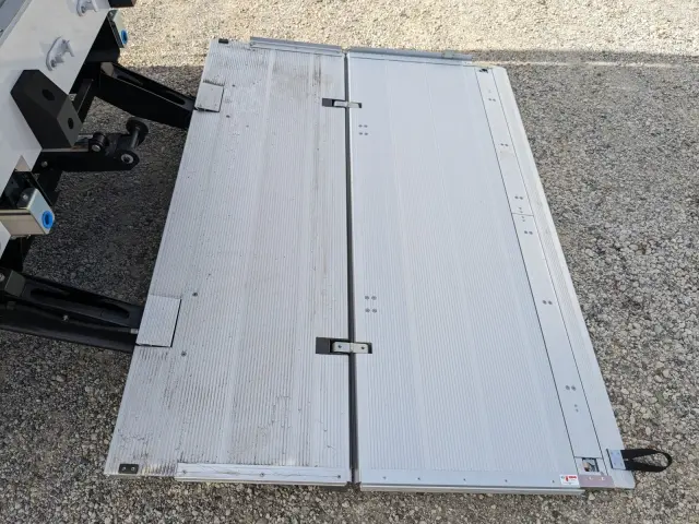 三菱 ファイター 2KG-FK65F(2WD)の写真10