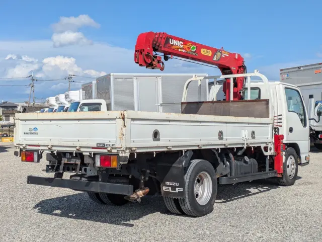 いすゞ エルフ TPG-NKR85AR(2WD)の写真4