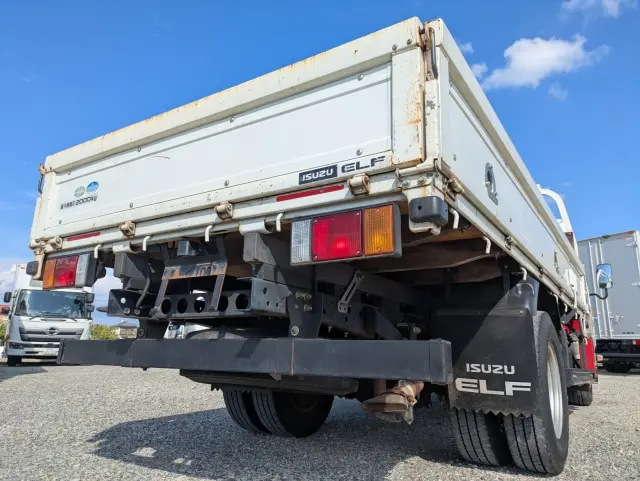 いすゞ エルフ TPG-NKR85AR(2WD)の写真8