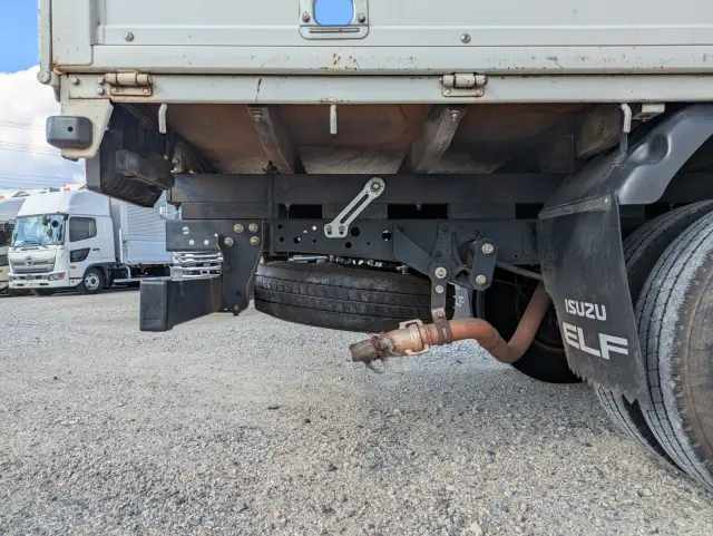 いすゞ エルフ TPG-NKR85AR(2WD)の写真20