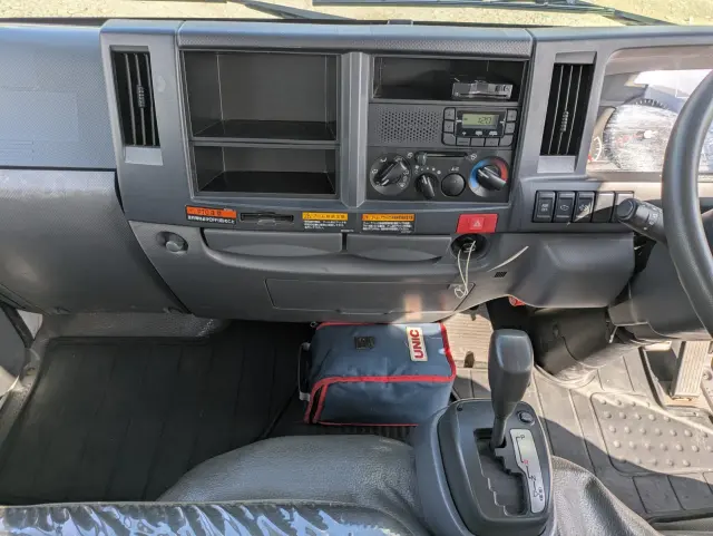いすゞ エルフ TPG-NKR85AR(2WD)の写真25