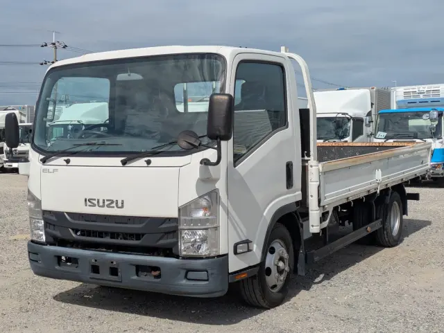 いすゞ エルフ TPG-NPR85AR(2WD)の写真1