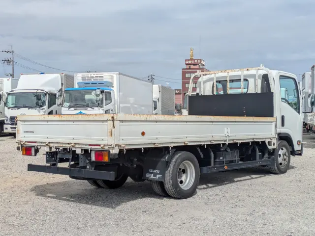 いすゞ エルフ TPG-NPR85AR(2WD)の写真2