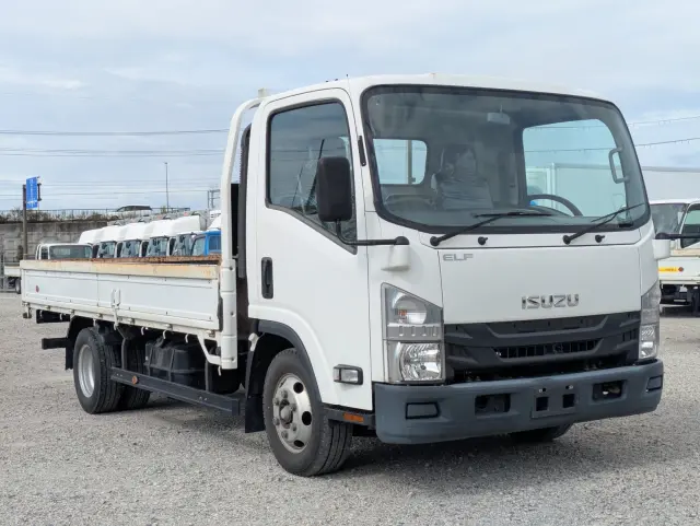 いすゞ エルフ TPG-NPR85AR(2WD)の写真3