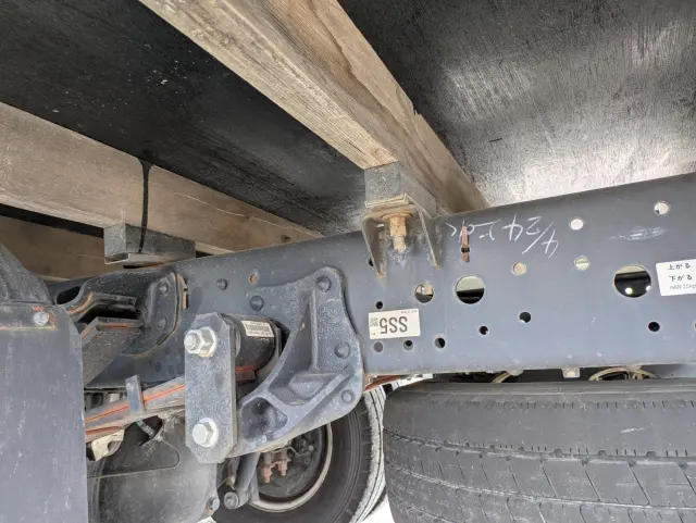 いすゞ エルフ TPG-NPR85AR(2WD)の写真16