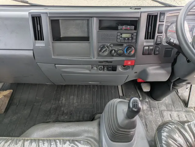 いすゞ エルフ TPG-NPR85AR(2WD)の写真25