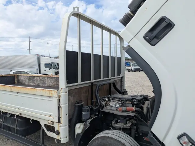 いすゞ エルフ TPG-NPR85AR(2WD)の写真34
