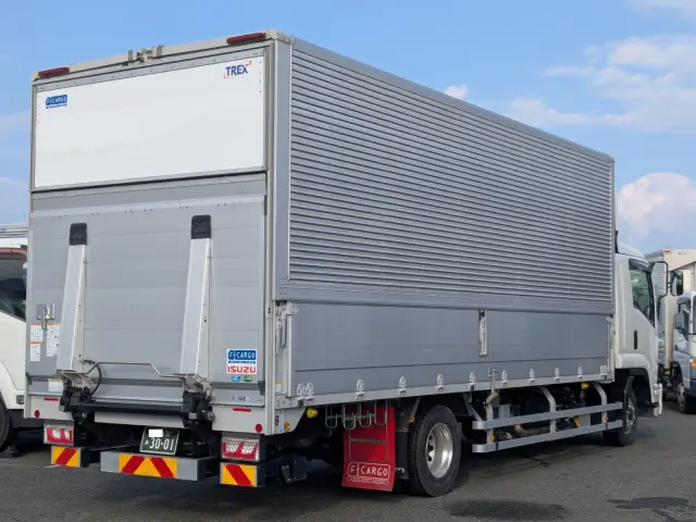 いすゞ フォワード 2RG-FRR90T4(2WD)の写真5