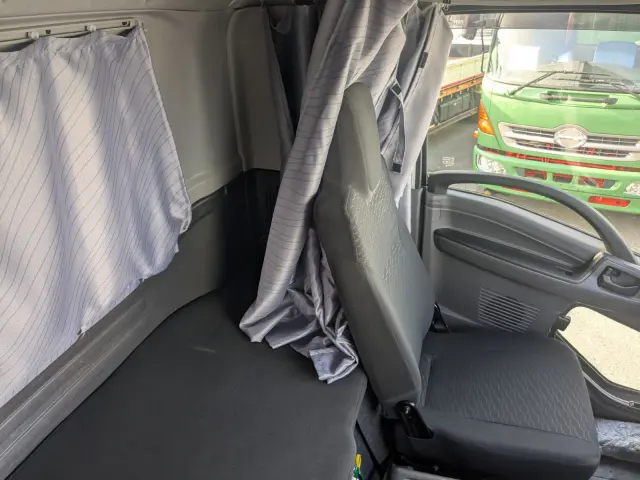 いすゞ フォワード 2RG-FRR90T4(2WD)の写真24