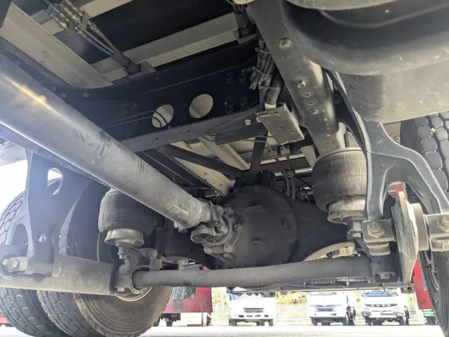 いすゞ フォワード 2RG-FRR90T4(2WD)の写真29