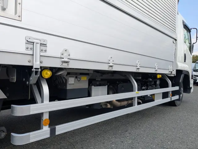 いすゞ フォワード 2RG-FRR90T4(2WD)の写真35