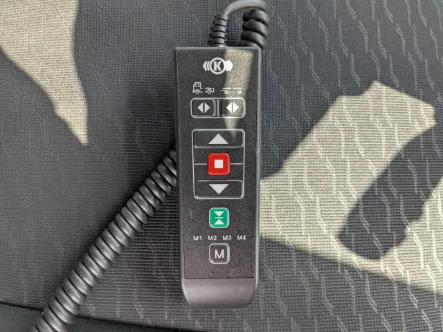 いすゞ フォワード 2RG-FRR90T4(2WD)の写真39