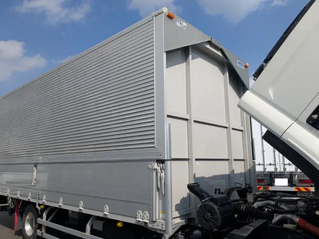 いすゞ フォワード 2RG-FRR90T4(2WD)の写真41