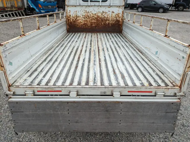 マツダ タイタン TRG-LHR85A(2WD)の写真12