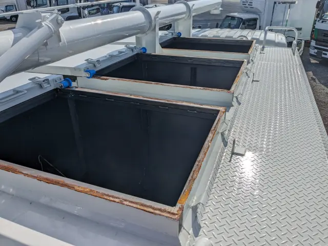 三菱 ファイター 2KG-FK62F(2WD)の写真16