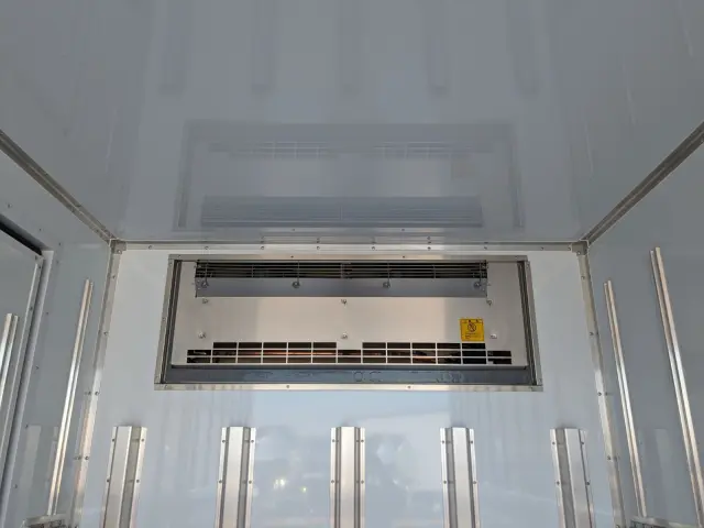 日野 デュトロ 2KG-XZC605M(2WD)の写真15