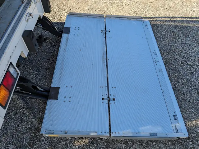 三菱 ファイター 2KG-FK65F(2WD)の写真12