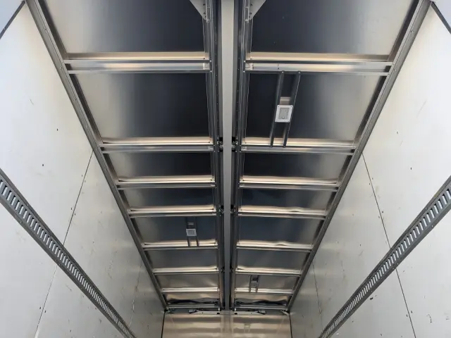 三菱 ファイター 2KG-FK65F(2WD)の写真17