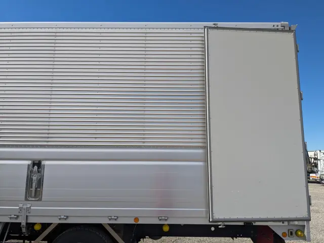 日野 レンジャー 2PG-FE2ACG(2WD)の写真20