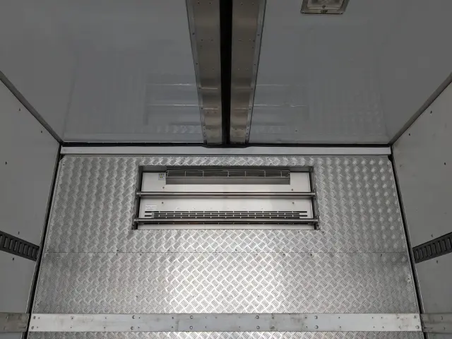 日野 レンジャー 2KG-FC2ABG(2WD)の写真18