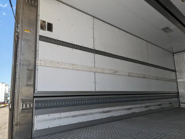 日野 レンジャー 2KG-FC2ABG(2WD)の写真23