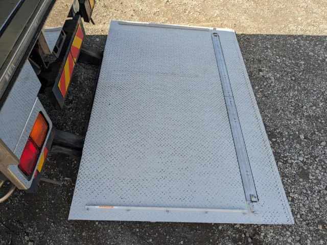 日野 プロフィア QPG-FS1EWEG(6x4)の写真12