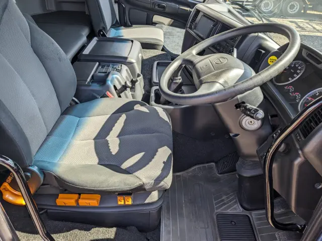 日野 プロフィア QPG-FS1EWEG(6x4)の写真36