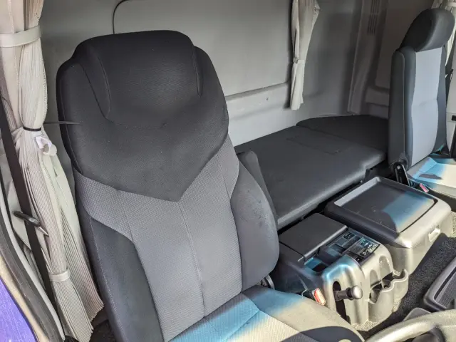 日野 プロフィア QPG-FS1EWEG(6x4)の写真38