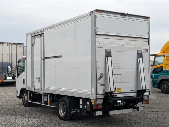 いすゞ エルフ TKG-NMR85AN(2WD)の写真4