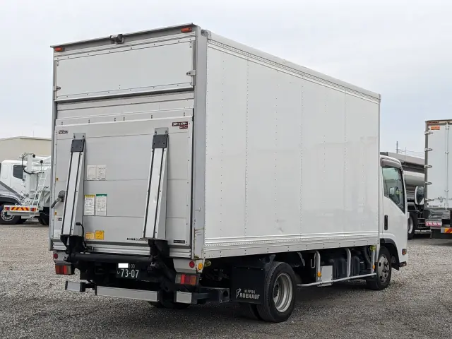 いすゞ エルフ TKG-NMR85AN(2WD)の写真5