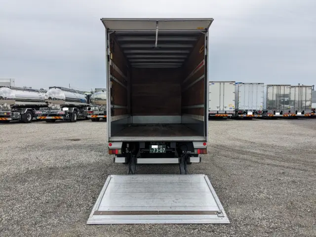 いすゞ エルフ TKG-NMR85AN(2WD)の写真11